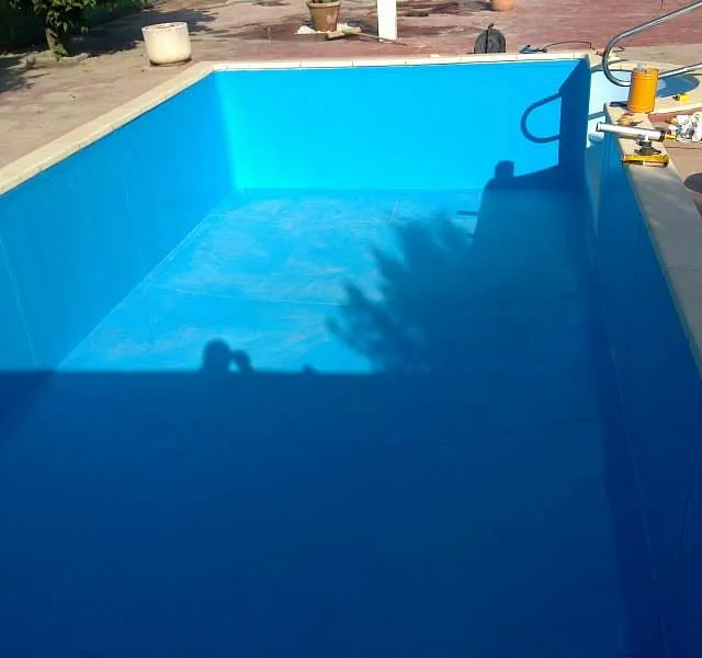 Impermeabilizaciones y Reformas Rivas Conde construcción de piscinas